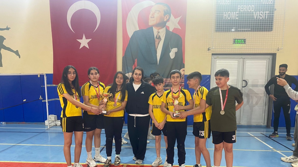 Okul Sporları Badminton Turnuvası 